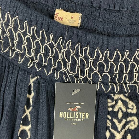 HOLLISTER Mini Skirt Blue Embroidered NWT NEW Pull On Pleated sz M Y2K Boho - Picture 8 of 12